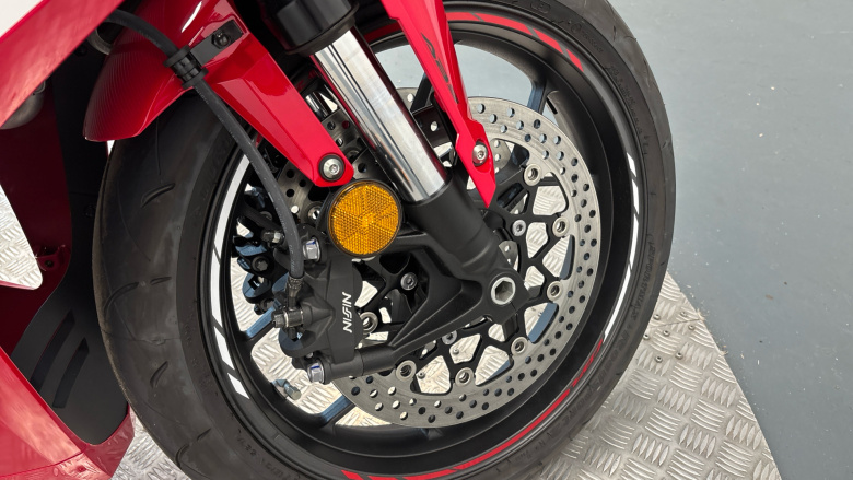 Honda CBR650R E-Clutch (26MY)